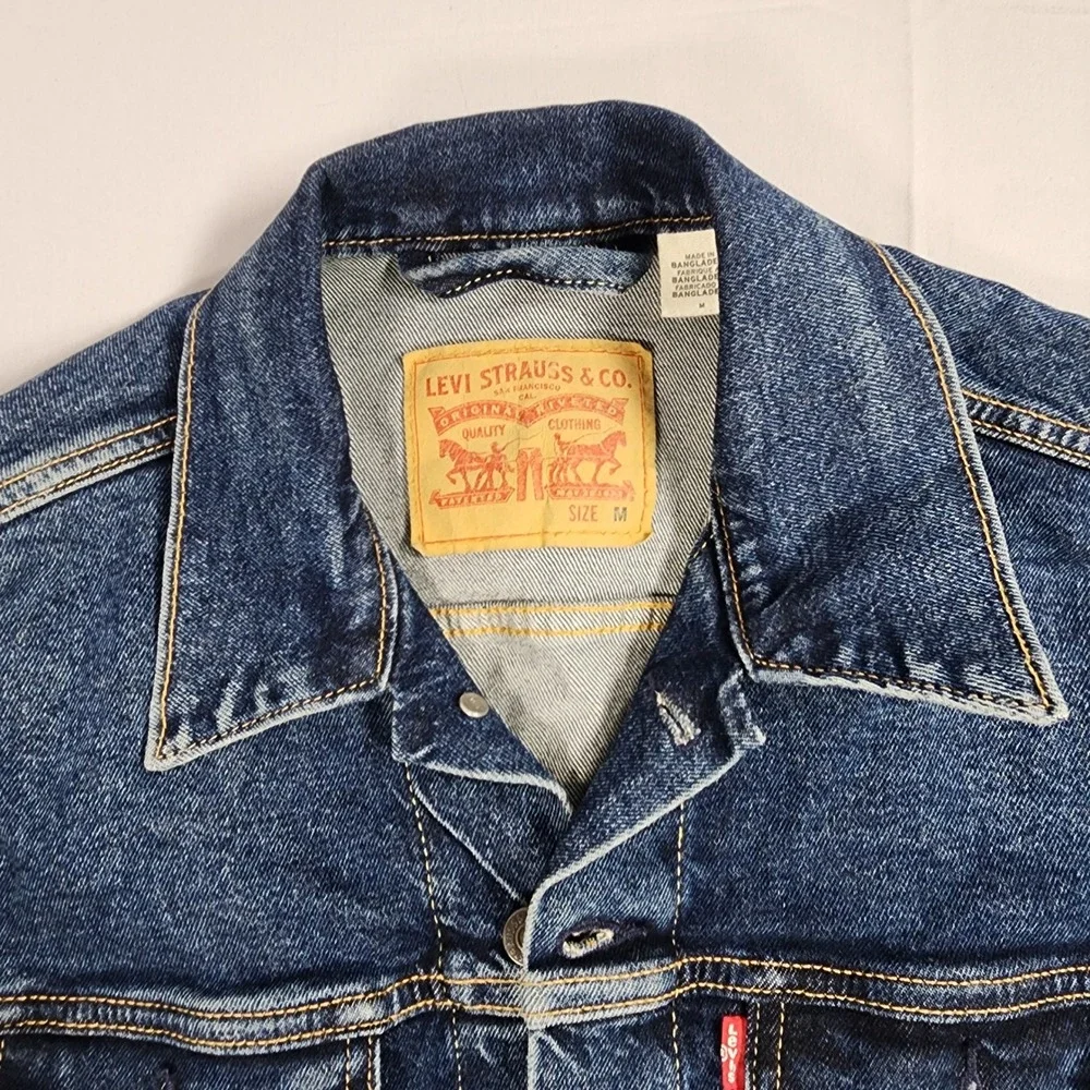 Levis Mens Denim Trucker Jacket Medium Wash Blue Cotton Jean Coat Size M - Picture 2 of 13